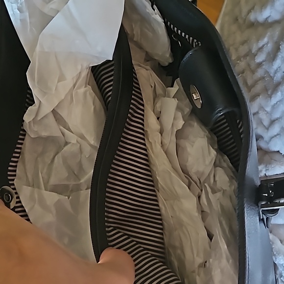 Nine west 🖤 floral applique purse - Picture 7 of 11